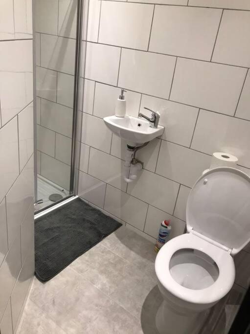 Apartament Bedfont House Hillingdon Zewnętrze zdjęcie